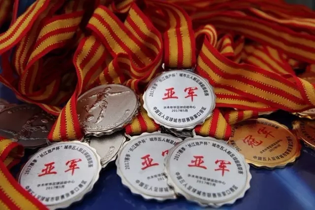 姚均晟社媒：拿我出气没问题，希望大家减少对家人孩子的恶意伤害